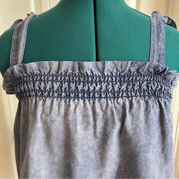 2/$30 Anthropologie Cloth and Stone Blue Smocked Sleeveless Crop Top - Picture 3 of 13